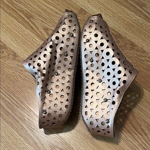 Refresh Women's Bronze Perforated Mules